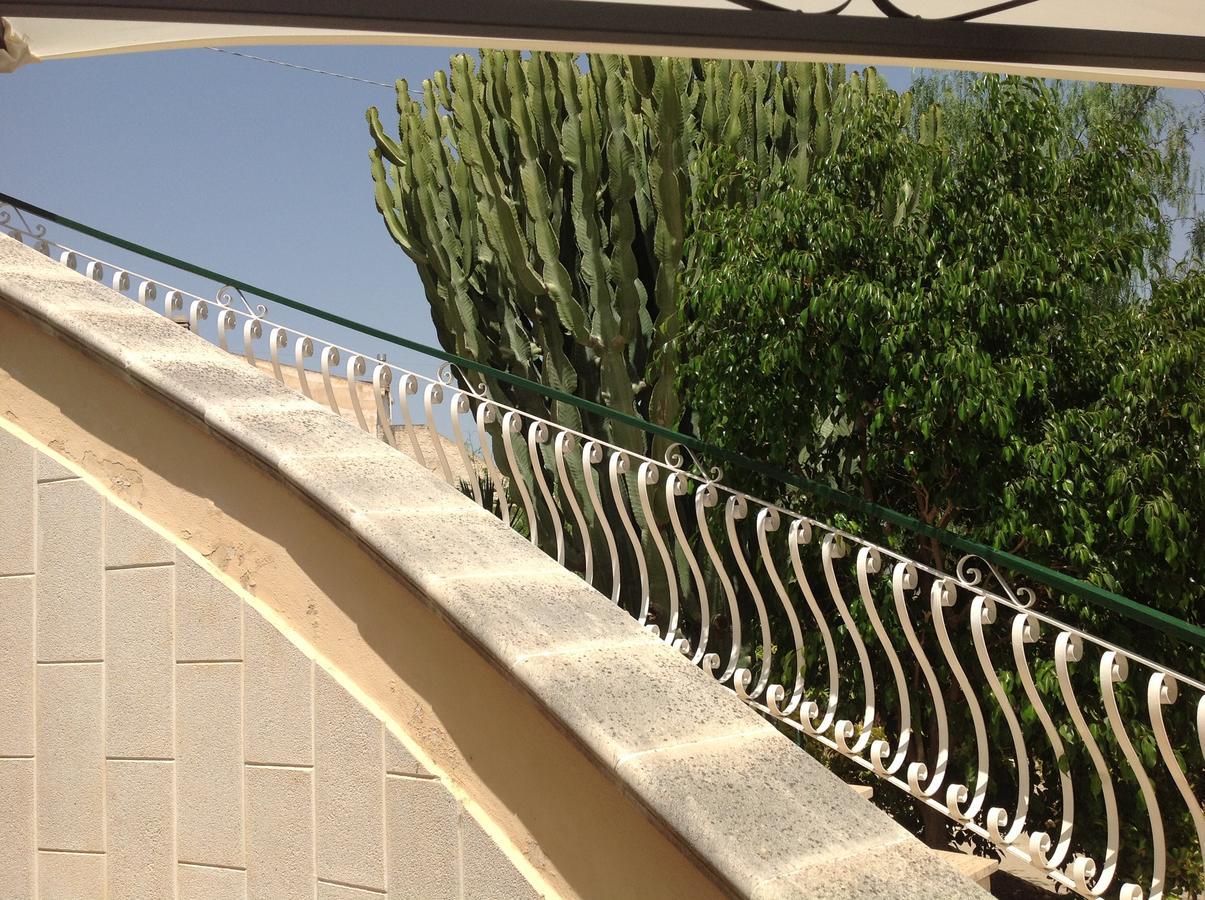B&B Villa Tania Lido di Noto Luaran gambar